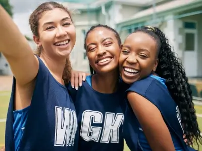 6423bbf92598eb3faa7fe2e9_kids_sports__1___1_.webp