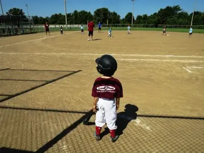64418f715210e91af304ca60_Little_league_field_dimensions__3___1_.webp