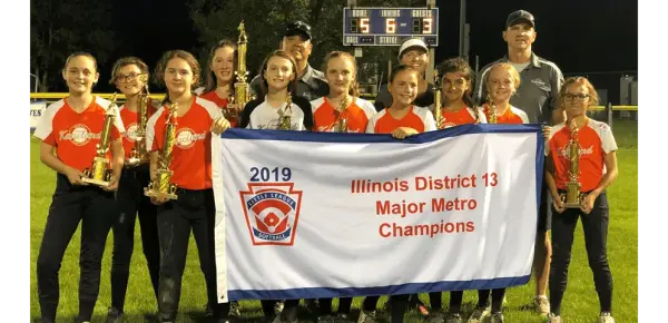 District_13_Softball_League_1-min.webp