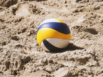 Volleyball_on_sand-min.webp