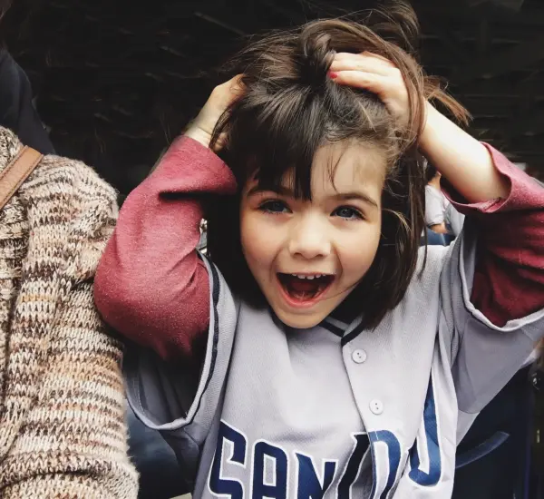 baseball_fan-min.webp