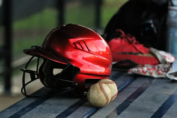 baseball_helmet-min.webp